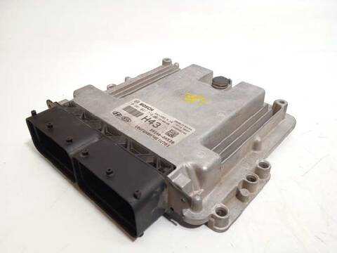 Foto 2ª: Centralita Motor ECU Hyundai i40 STYLE 141CV 104KW [D4FD] (2015)
