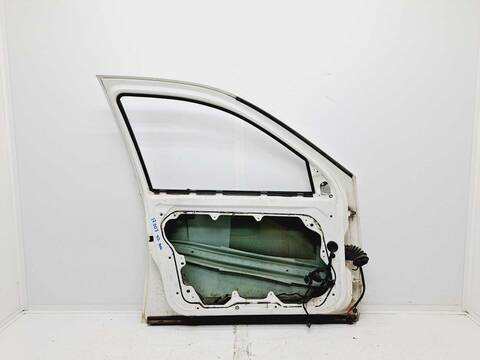 Foto 4ª: Puerta Delantera Izquierda Volkswagen Golf BASICO BERLINA 75CV 55KW [AXP] (2001)