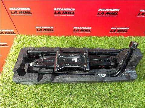 Foto 3ª: Gato Ford Transit 2.0 320 L1 TRANSIT TREND [2 0 LTR. - 96 KW TDCI CAT] 131CV [BKFA] (2019)