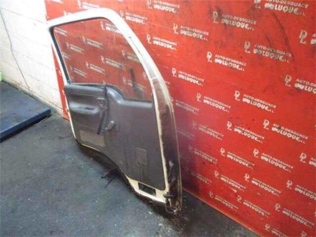 Foto 2ª: Puerta Delantera Izquierda Nissan Cabstar 110.35 [BD-30Ti]