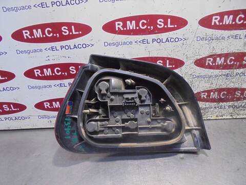 Foto 3ª: Piloto Trasero Derecho Renault Megane 1.6 BERLINA 107CV 79KW I FASE 2 BERLINA BA0) [K4M] (1999)