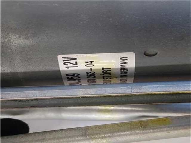 Foto 3ª: Motor Limpia Delantero Bmw Serie 3 315 2.0 318D BERLINA 143CV 105KW [N47 D20 C] (2010)