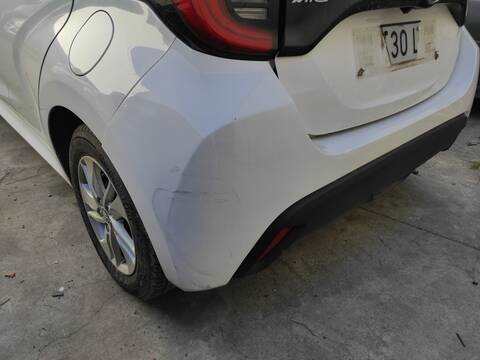 Foto 2ª: Paragolpes Trasero Toyota Yaris M15A (2022)