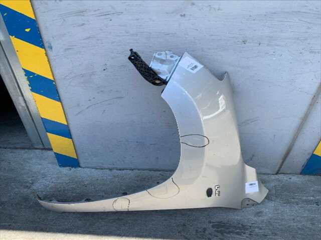 Aleta Delantera Izquierda Toyota Rav4 2.2 D4D136-150CV