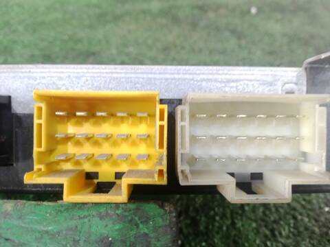 Foto 3ª: Centralita Check Control Iveco Eurocargo 100E18 E5 130CV 177KW [F4AE3481B] (2008)