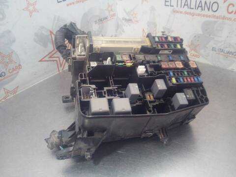 Caja Reles Fusibles Toyota Verso COMFORT 112CV 82KW