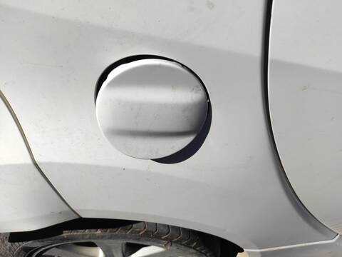 Tapa Exterior Combustible Peugeot iON VERSION INDEFINIDA