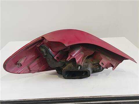 Foto 2ª: Piloto Trasero Derecho Peugeot 207 1.6 HDI 90CV 66KW [9HX (DV6ATED4)] (2009)