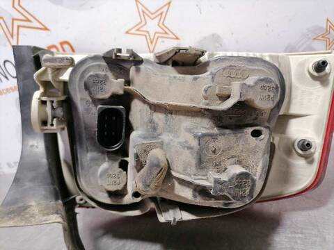 Foto 3ª: Piloto Trasero Derecho Audi A4 2.5 TDI BERLINA 163CV 120KW [BDG] (2005)