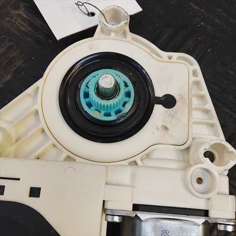 Foto 3ª: Elevalunas Eléctrico Delantero Izquierdo Volkswagen Passat 0.1 (2009)