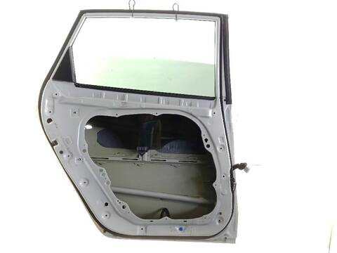 Foto 3ª: Puerta Trasera Izquierda Kia Carens 1.7 CRDI (2013)