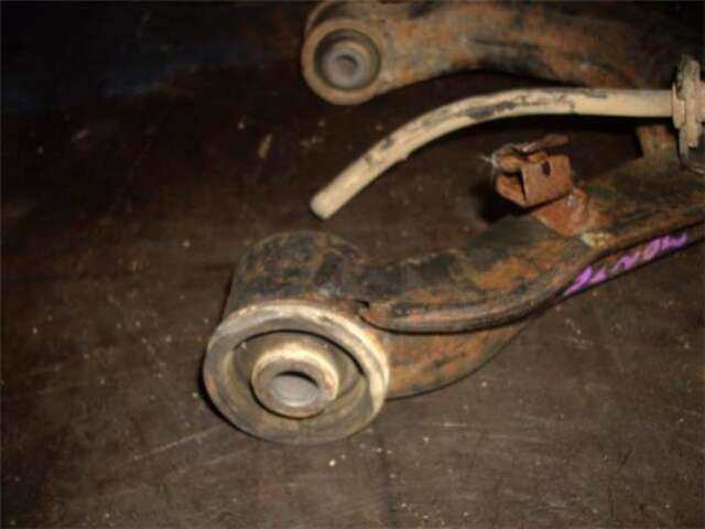 Foto 2ª: Brazo Suspension Delantero Izquierdo Mitsubishi Montero 3.2 DI-D (V88W. V98W) [4M41]