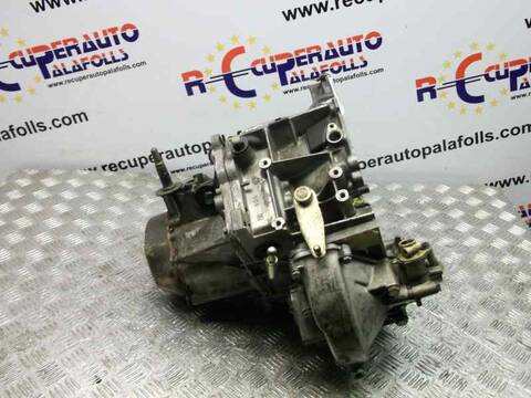 Foto 3ª: Caja Cambios Peugeot 205 BERLINA (1983)