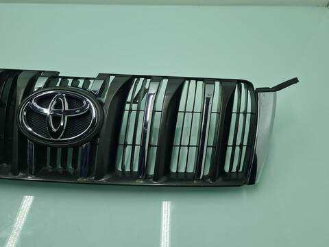 Foto 4ª: Rejilla Delantera Toyota Land Cruiser LIFE 173CV 127KW [1KDFTV] (2010)
