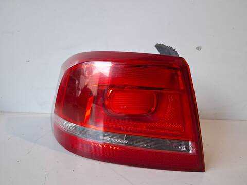 Piloto Trasero Izquierdo Volkswagen Passat ADVANCE BLUEMOTION 140CV