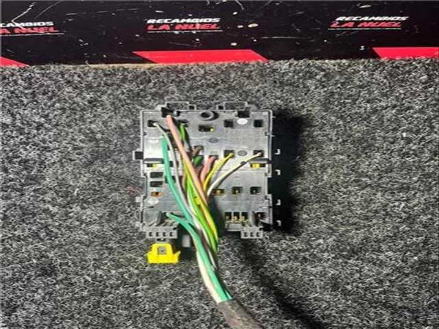 Foto 2ª: Caja Reles Fusibles Citroen Jumpy CONTROL M BLUE-HDI FAP 122CV 90KW FURGON [AHK / DW10FE] (2020)