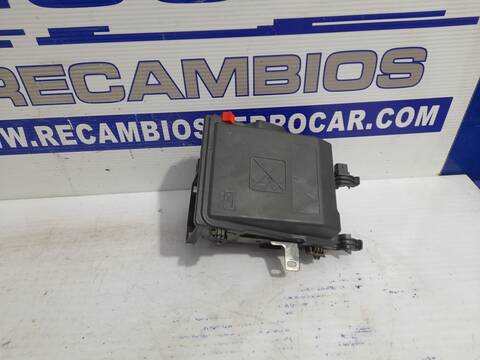 Foto 3ª: Caja Reles Fusibles Peugeot Expert 1.6 BLUE-HDI FAP 95CV 70KW FURGON [BH02] (2018)