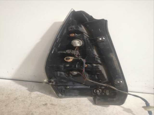 Foto 2ª: Piloto Trasero Derecho Mazda 5 RF BERLINA (2010)