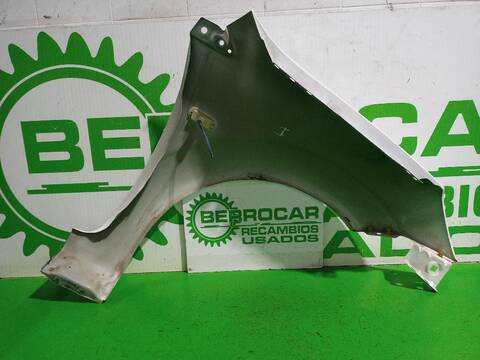 Foto 3ª: Aleta Delantera Izquierda Ford Fiesta AMBIENTE 68CV (2001)