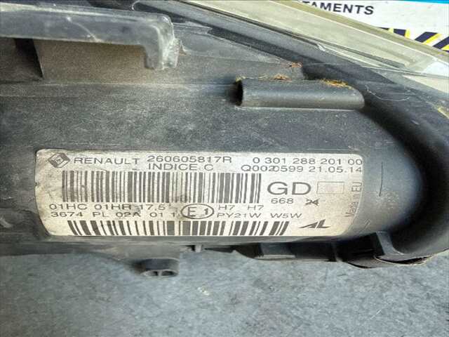 Foto 3ª: Faro Izquierdo Renault Megane 1.5 DCI 106-110CV COUPE BERLINA III COUPE DZ) DESDE 11/2008 / BERLINA BZ D [K9K 836] (2014)