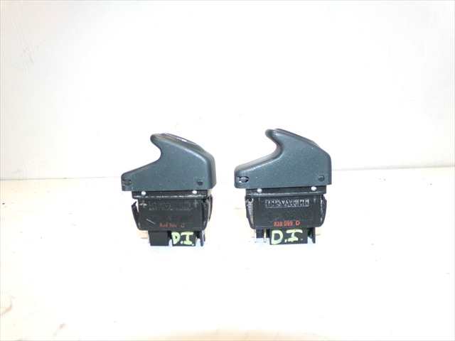 Foto 3ª: Botonera Elevalunas Renault Megane 1.6 G 1996-1998 [K7M] (1997)