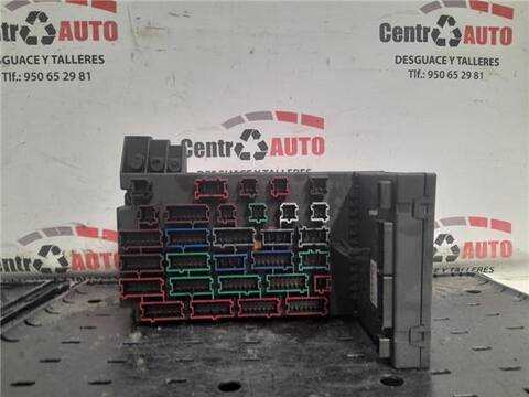 Foto 2ª: Caja Reles Fusibles Mercedes Clase ML 230 3.2 V6 I 218CV 160KW SUV W163 M112.942