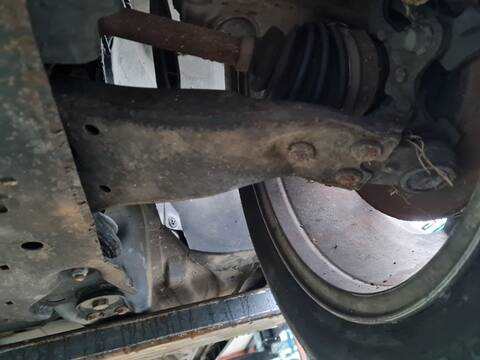 Brazo Suspension Delantero Izquierdo Jaguar X Type 2.0 V6 EXECUTIVE 156CV 115KW