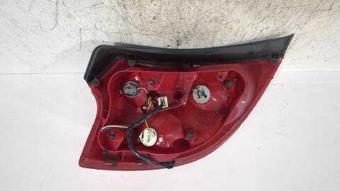 Foto 3ª: Piloto Trasero Derecho Kia Ceed 1.6 CRDI 90 90CV [D4FB] (2006)