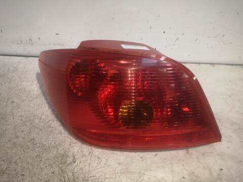 Piloto Trasero Izquierdo Peugeot 307 NFU