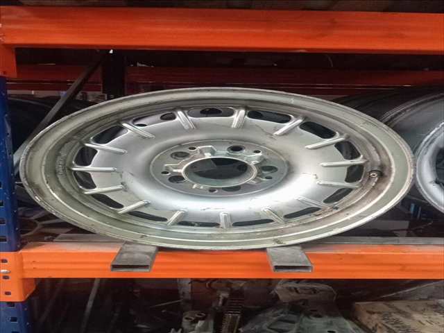 LLanta Aleacion Mercedes 300 3.0 W123