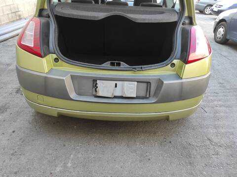 Paragolpes Trasero Renault Megane K4J730 BERLINA II BERLINA 3P