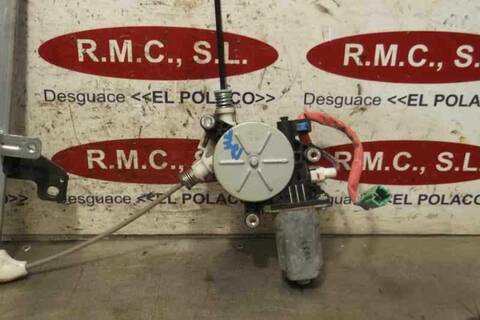 Foto 2ª: Elevalunas Manual Trasero Derecho Honda Crv LS 140CV 103KW RD8) [N22A2] (2005)