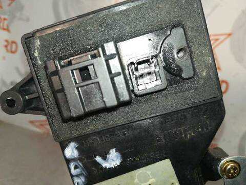 Foto 2ª: Cerradura Puerta Delantera Derecha Mazda 6 BERLINA 141CV 104KW (2002)