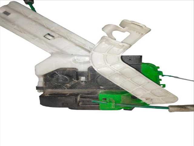 Foto 3ª: Cerradura Puerta Trasera Izquierda Hyundai i40 1.7 CRDI 116CV (2012)