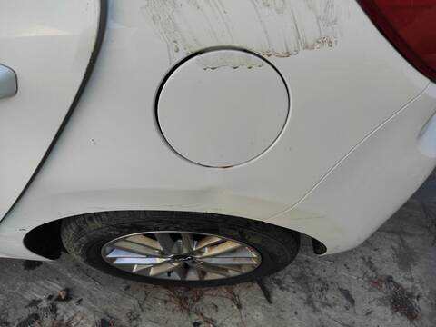 Tapa Exterior Combustible Kia Rio G4LF