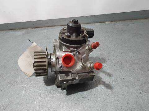 Foto 2ª: Bomba Inyeccion Peugeot 2008 1.6 E-HDI FAP 114CV 84KW [BH01] (2013)