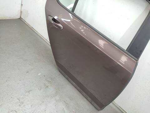 Foto 2ª: Puerta Trasera Derecha Skoda Octavia 1.6 TDI 105CV 77KW [CLHA] (2015)