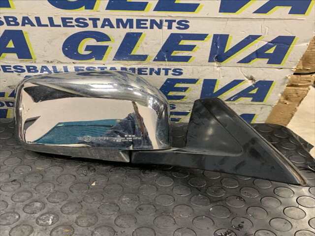 Foto 2ª: Retrovisor Derecho Mitsubishi Montero MONTERO SPORT GLS 0CV [2477 CC (2.5 LTR) 115CV/85KW (4D56)] (2004)