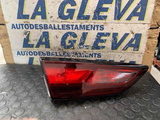 Piloto Portón Izquierdo Opel Astra 1.6 CDTI 110CV/81KW