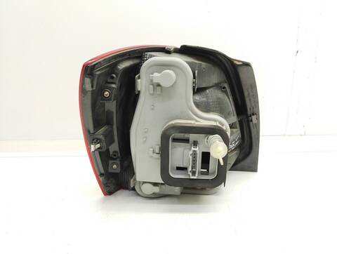 Foto 4ª: Piloto Trasero Derecho Volkswagen Polo 1.6 TDI 90CV 66KW [CAY] (2012)