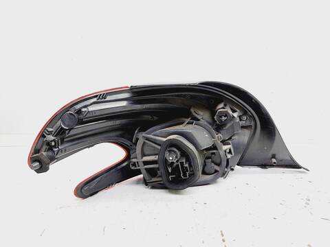 Foto 2ª: Piloto Trasero Derecho Peugeot 208 STYLE 82CV 60KW [HM01] (2016)