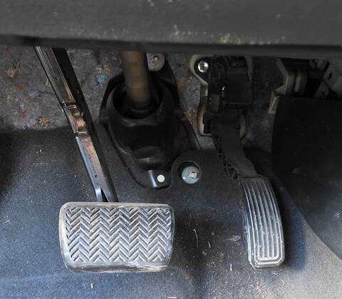 Pedal Acelerador Toyota Auris HYBRID ACTIVE 136CV 100KW