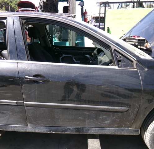 Puerta Delantera Derecha Renault Laguna 1.5 DCI MODELO 3, 2007-2015