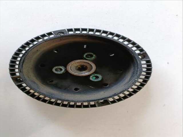 Foto 2ª: Ventilador Viscoso Motor Volkswagen Passat ADVANCE 1.9 TDI 101CV (2000)