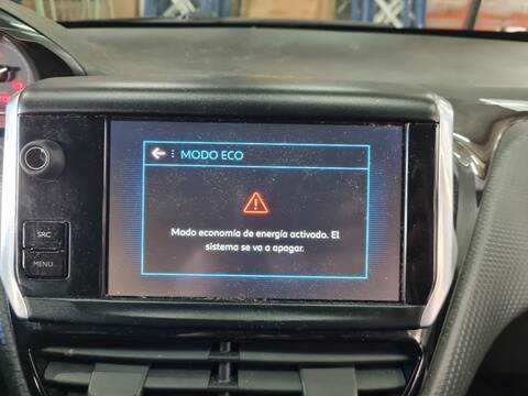 Foto 2ª: Pantalla Multifuncion Peugeot 2008 ALLURE 102CV 75KW [YH01] (2019)