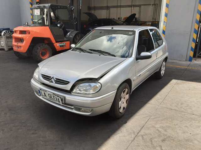 Mangueta Delantera Izquierda Citroen Saxo 1.4 8V 75CV 0CV