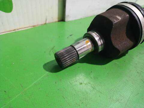 Foto 3ª: Transmision Delantera Izquierda Citroen C4 COLLECTION 90CV [9HXDV6ATED4] (2004)