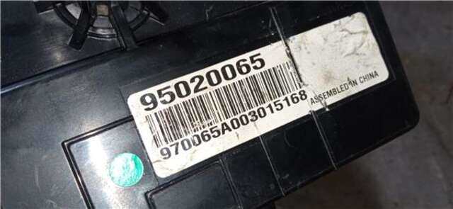 Sistema Audio Radio CD Chevrolet Orlando 2.0 LT [2.0 LTR. - 96 KW DIESEL CAT]
