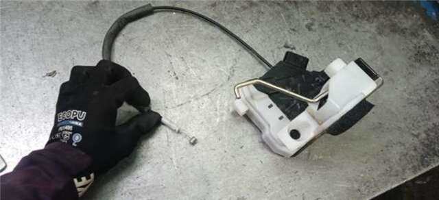 Foto 2ª: Cerradura Puerta Delantera Derecha Hyundai i20 1.2 [G4LA]