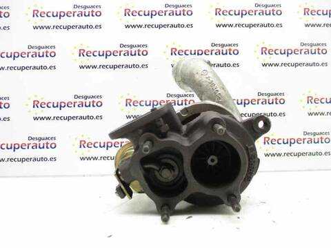 Foto 2ª: Turbocompresor Volvo V40 D4192T FAMILIAR (1997)